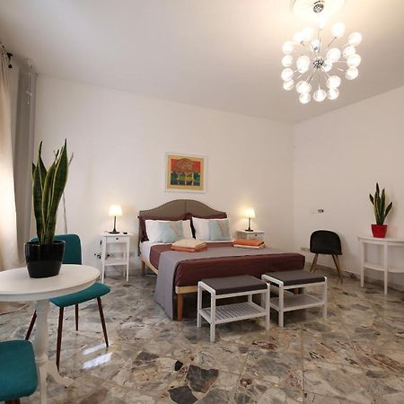 Cavour & Savoia Hotel Bari Bagian luar foto