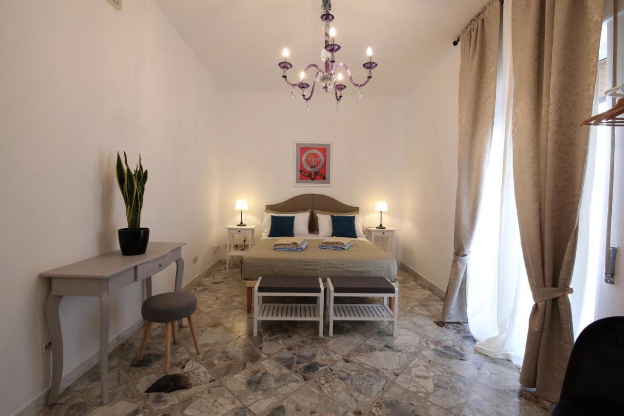 Cavour & Savoia Hotel Bari Bagian luar foto