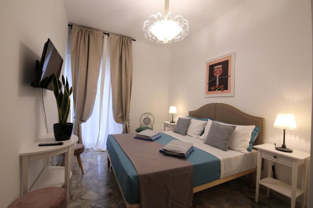 Cavour & Savoia Hotel Bari Bagian luar foto